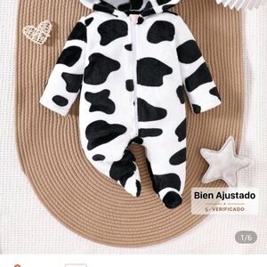 SHEIN Cow Print Kids Pajama Footies